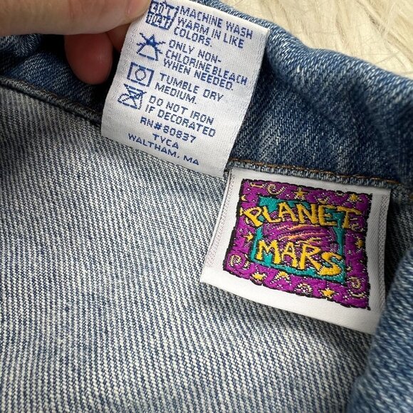 Vintage 90's Planet Mars Yellow Peanut M&M Embossed Denim Jacket - Picture 8 of 8
